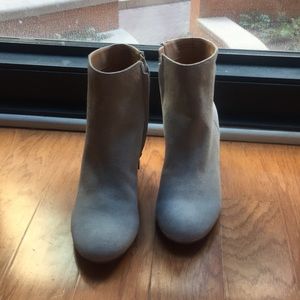 NEW never worn Urban Outfitters booties!